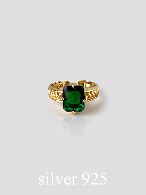 vintage gold emerald ring