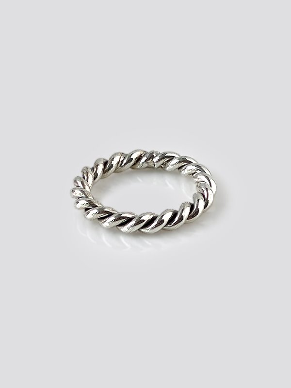 Emily silver rope ring